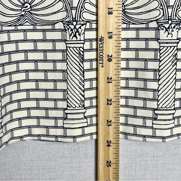 J McLaughlin Women's Catalina Coth Grecian Brick Print Top‎ Large Ivory Black - Picture 8 of 8